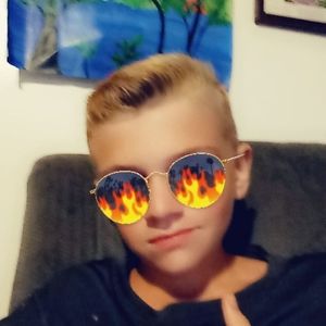 Meet your Posher, Justin